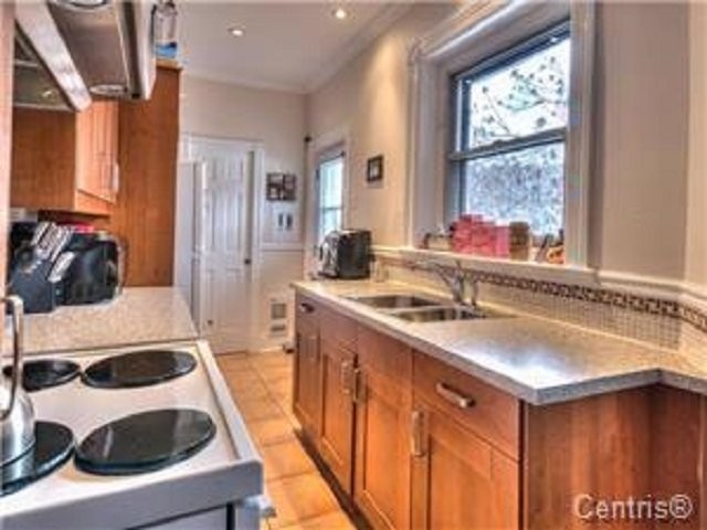 









4867


Rue La Fontaine

,
Montréal (Mercier/Hochelaga-Maisonneuve),




QC
H1V1R5

