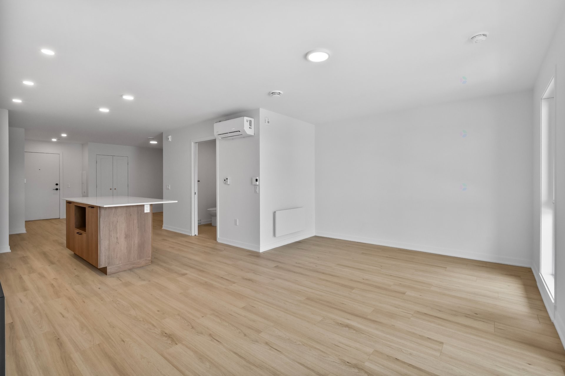 









110


Rue de Joliette

, 305,
Bromont,




QC
J2L3L5

