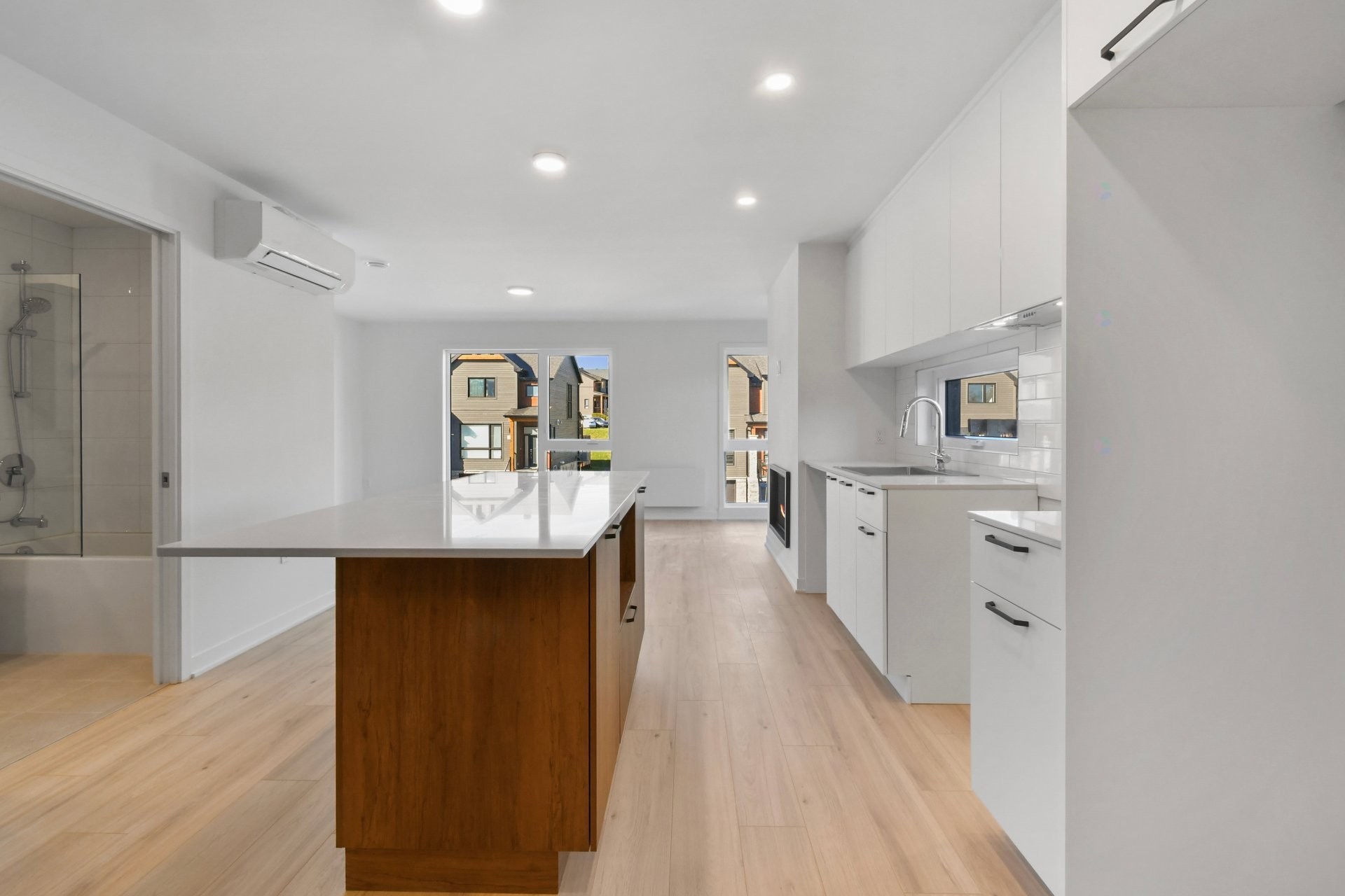 









110


Rue de Joliette

, 306,
Bromont,




QC
J2L3L5

