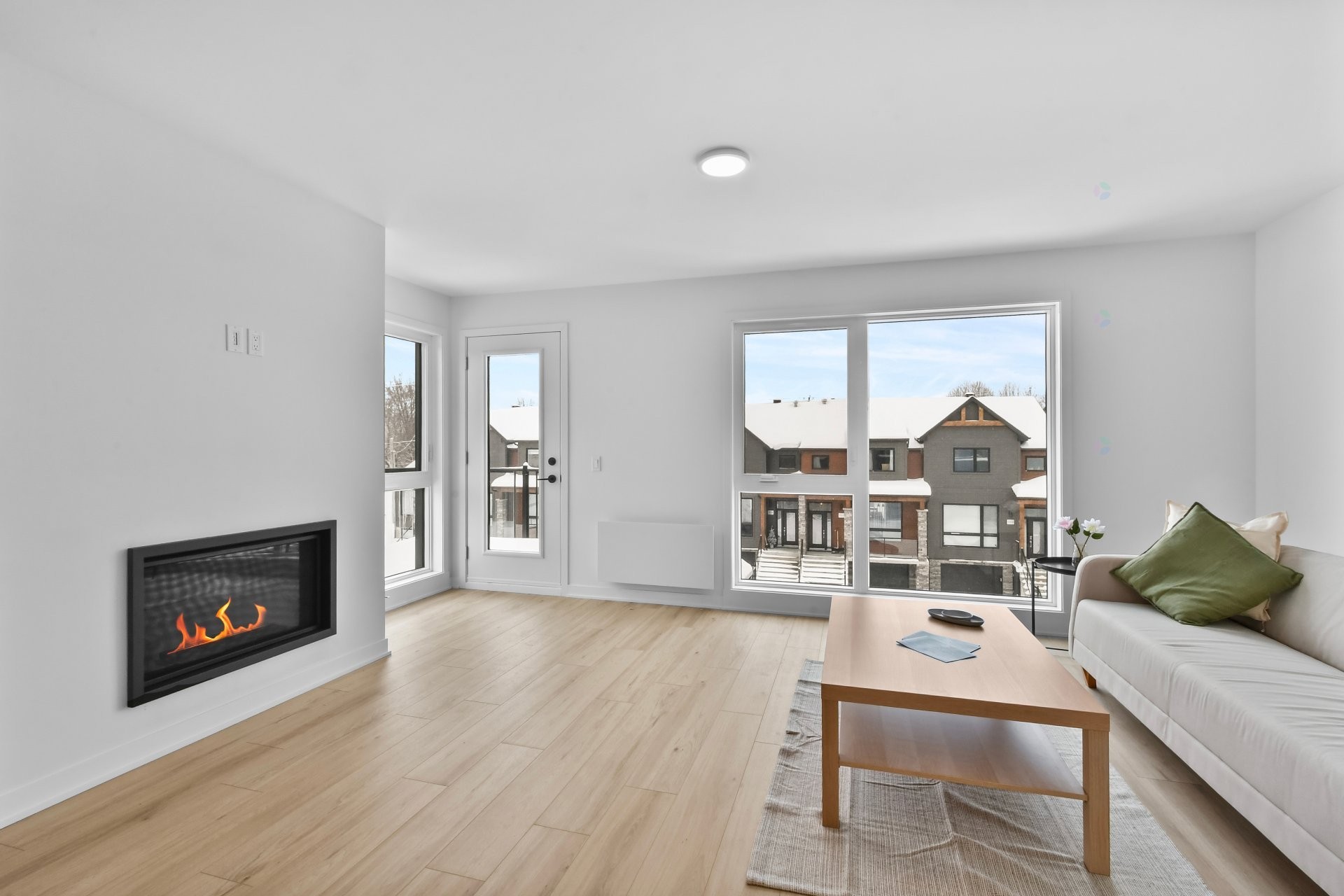 









110


Rue de Joliette

, 301,
Bromont,




QC
J2L3L5

