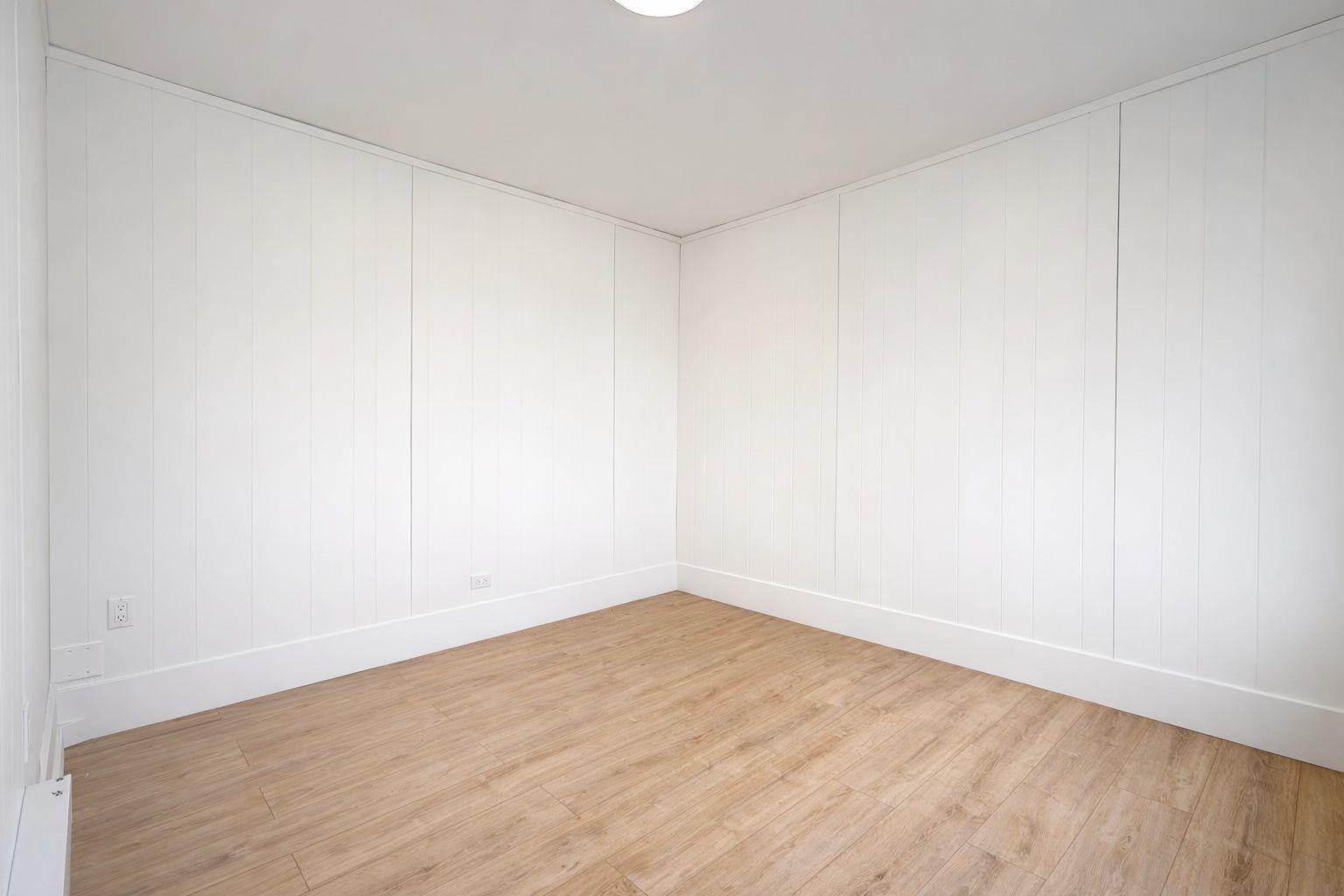 












16952 40 AVENUE

,
Surrey,




British Columbia
V3Z1C8

