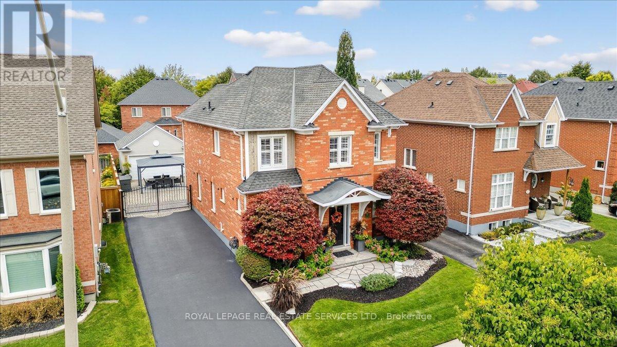 












519 RIVER GLEN BOULEVARD

,
Oakville,




Ontario
L6H6N4

