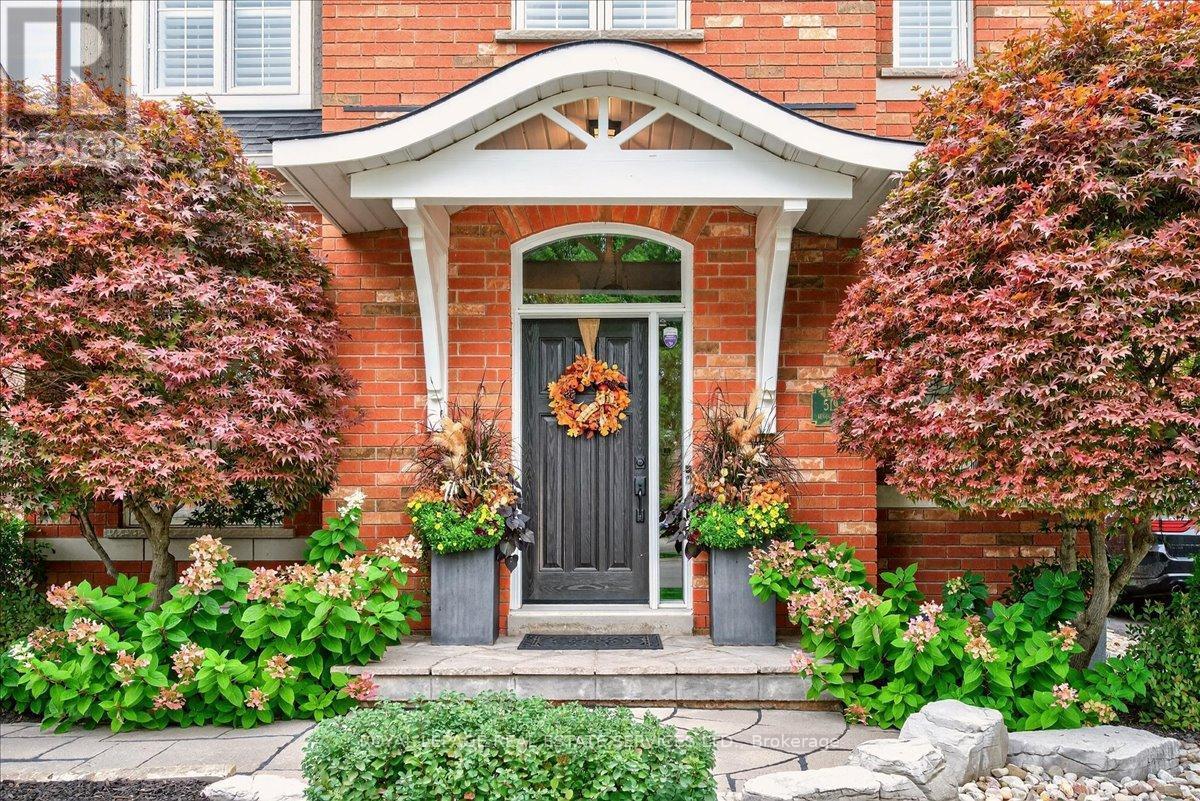 












519 RIVER GLEN BOULEVARD

,
Oakville,




Ontario
L6H6N4

