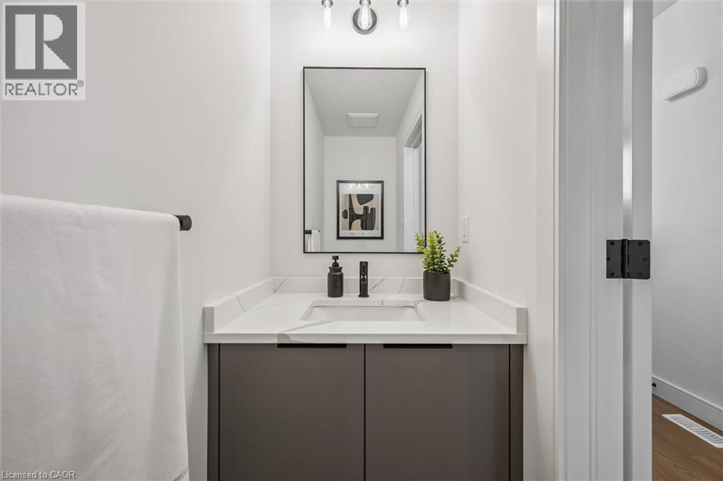 












58 WALKER Road

,
Ingersoll,




Ontario
N5C4H3

