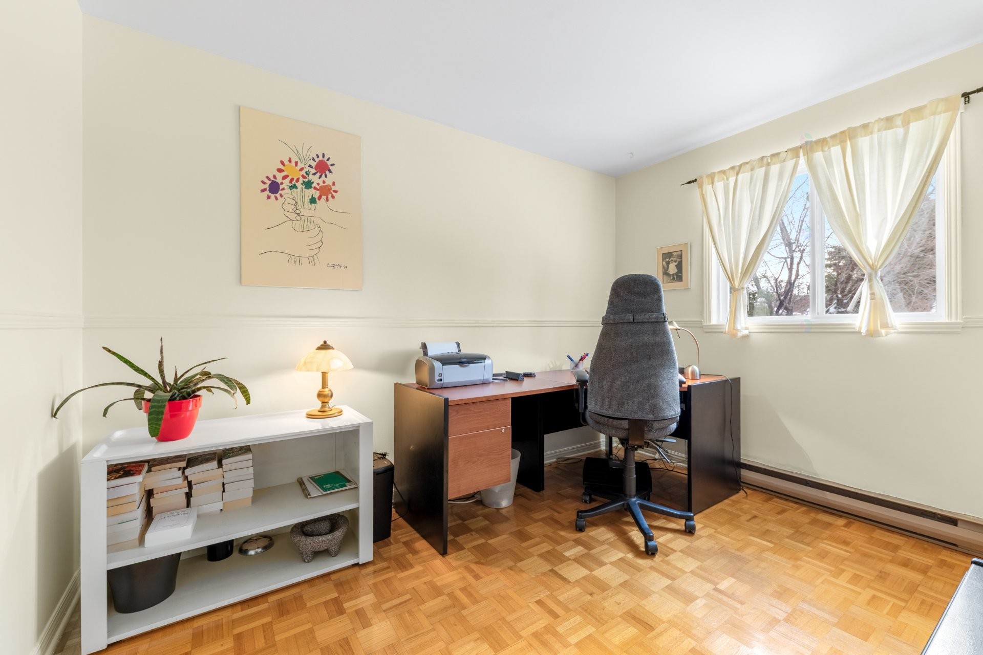 









102


Rue Perron

,
Saint-Basile-le-Grand,




QC
J3N1H5

