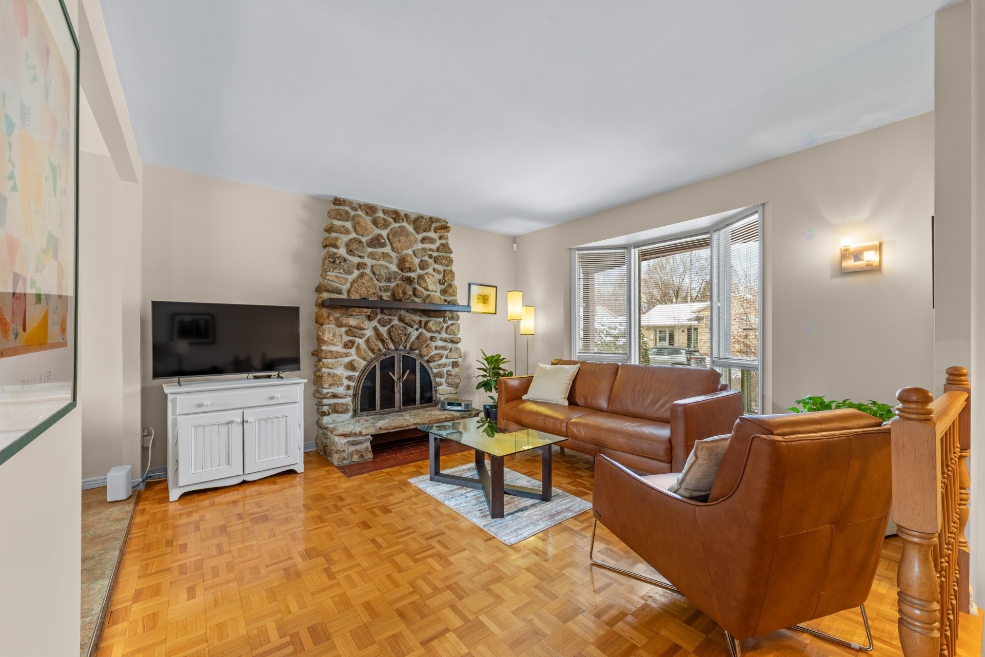 









102


Rue Perron

,
Saint-Basile-le-Grand,




QC
J3N1H5

