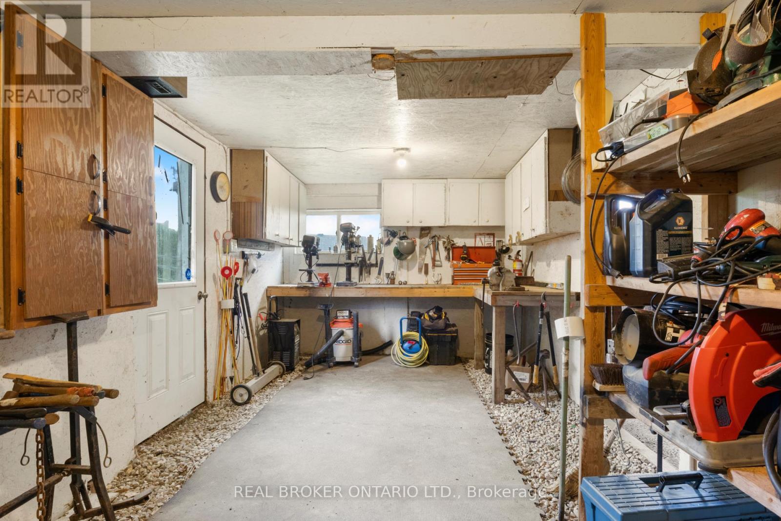 












413294 BASELINE ROAD

,
West Grey,




Ontario
N0G1R0

