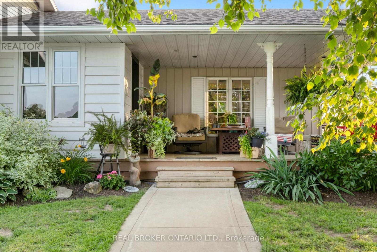 












413294 BASELINE ROAD

,
West Grey,




Ontario
N0G1R0

