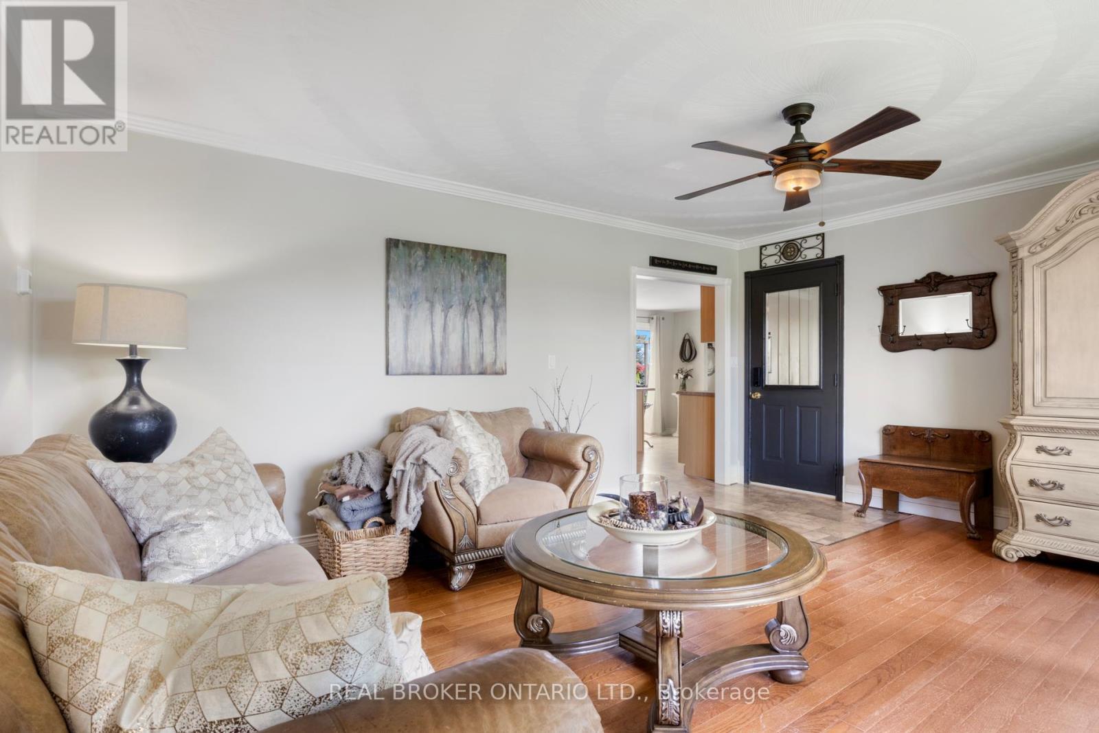 












413294 BASELINE ROAD

,
West Grey,




Ontario
N0G1R0

