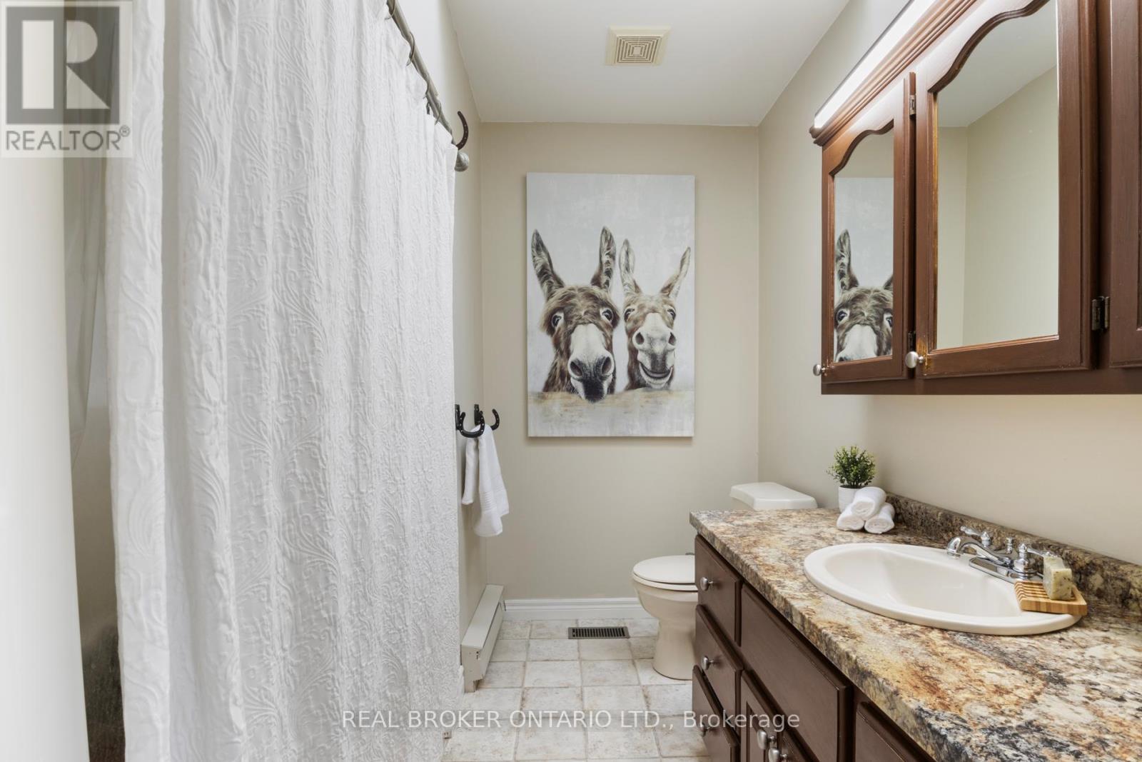 












413294 BASELINE ROAD

,
West Grey,




Ontario
N0G1R0

