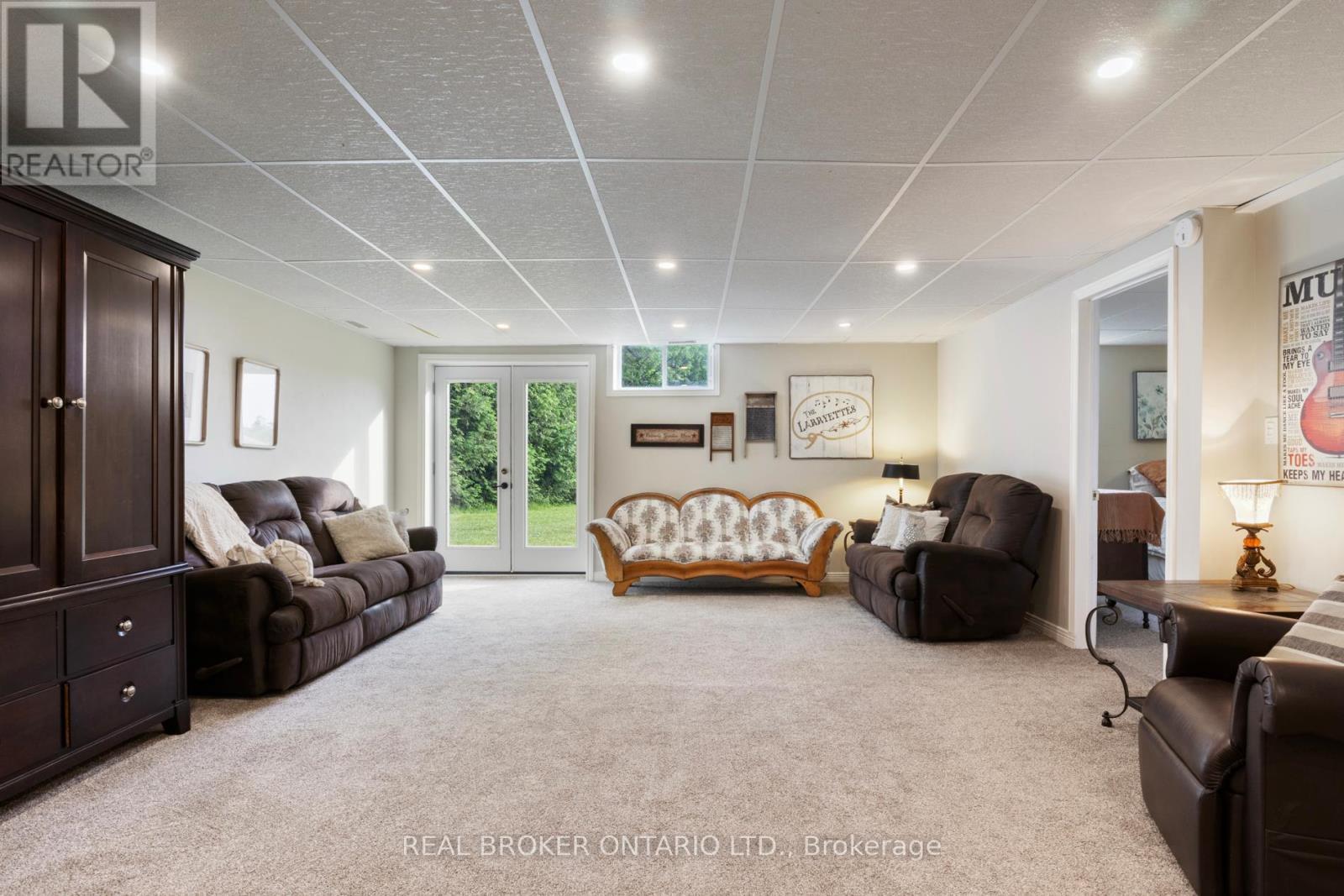 












413294 BASELINE ROAD

,
West Grey,




Ontario
N0G1R0

