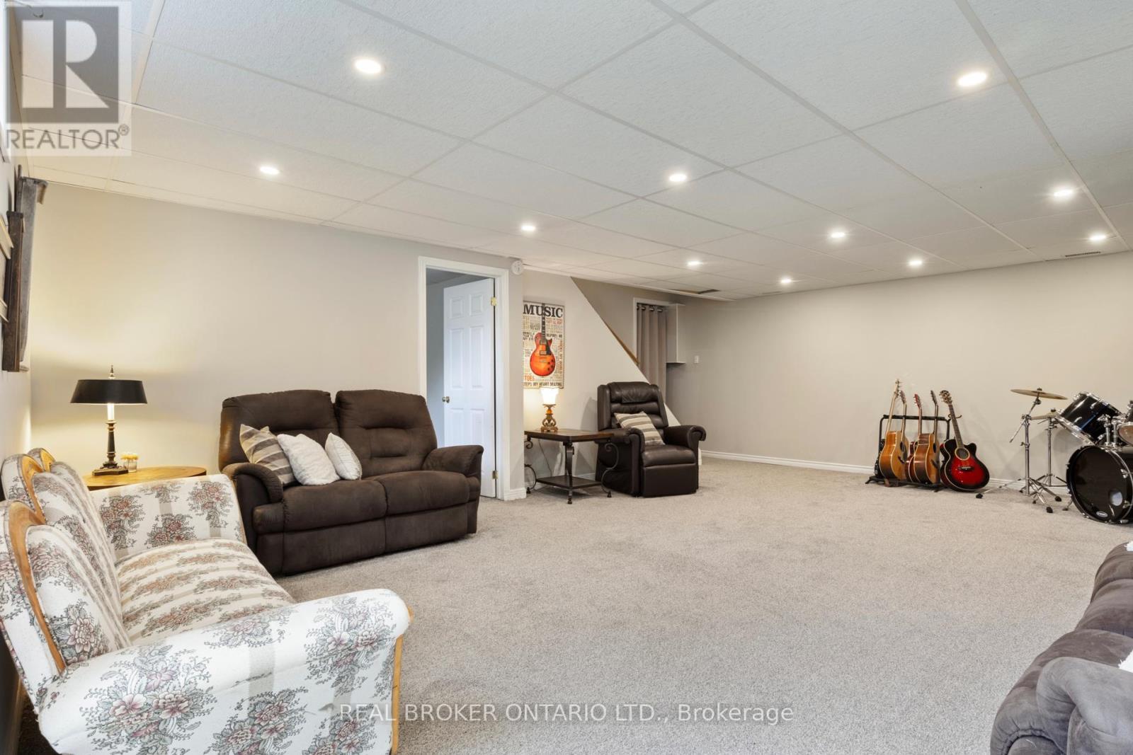 












413294 BASELINE ROAD

,
West Grey,




Ontario
N0G1R0

