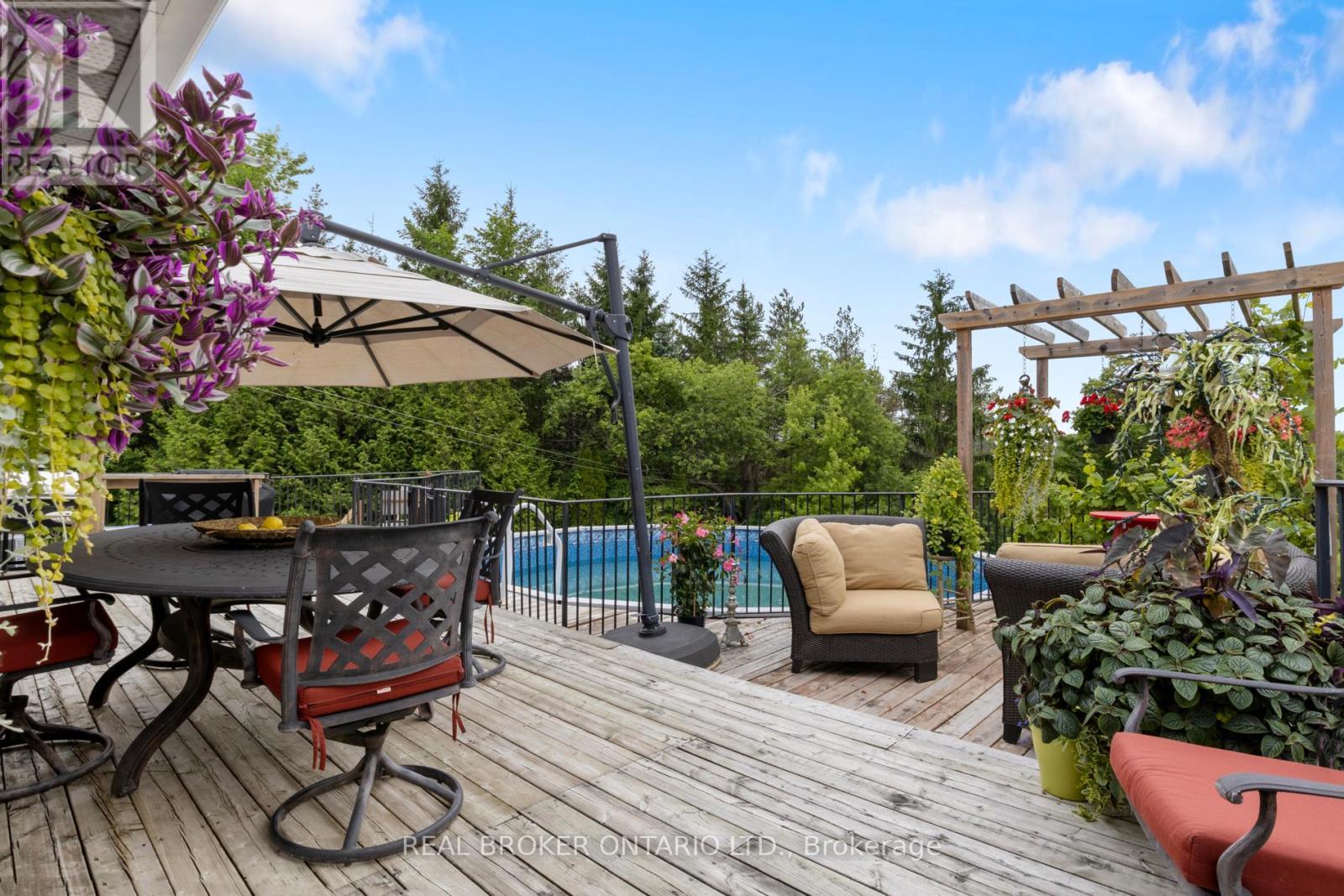 












413294 BASELINE ROAD

,
West Grey,




Ontario
N0G1R0

