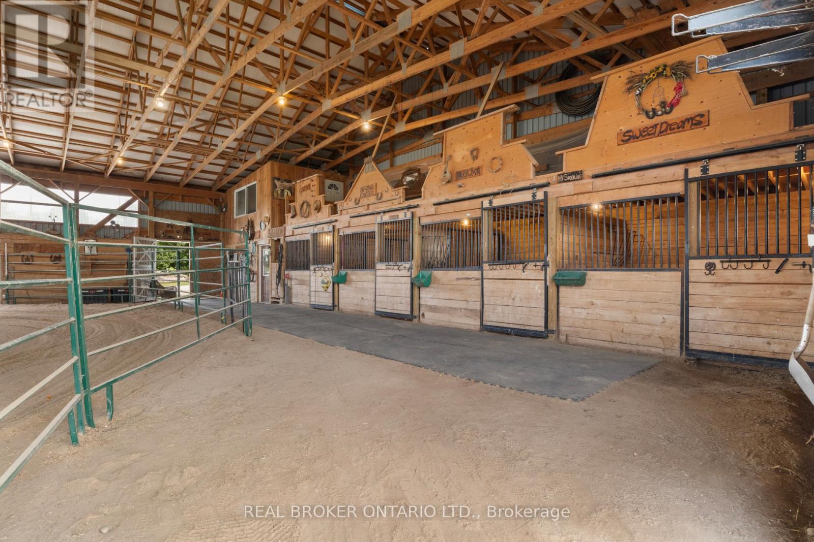 












413294 BASELINE ROAD

,
West Grey,




Ontario
N0G1R0

