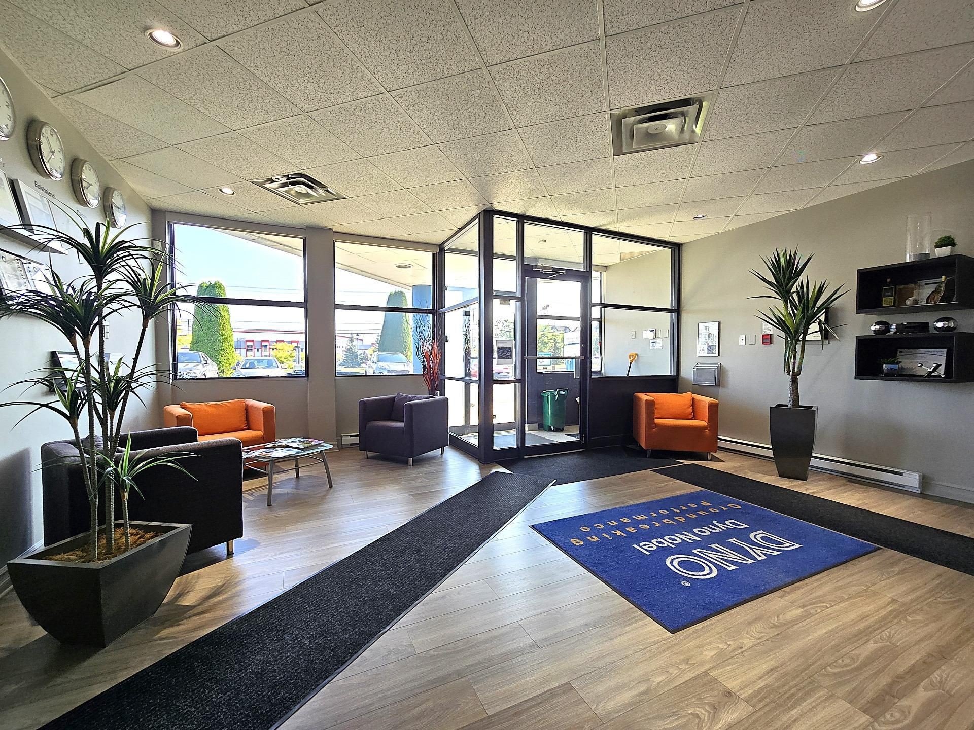 









3675


Boul. de la Grande-Allée

,
Boisbriand,




QC
J7H1H5

