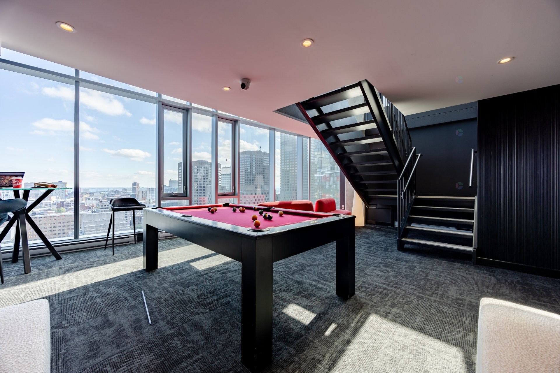 









360


Rue Mayor

, 1606,
Montréal (Ville-Marie),




QC
H3A0J4

