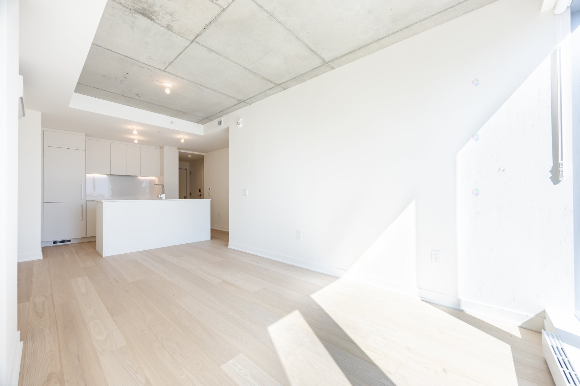 









360


Rue Mayor

, 1606,
Montréal (Ville-Marie),




QC
H3A0J4

