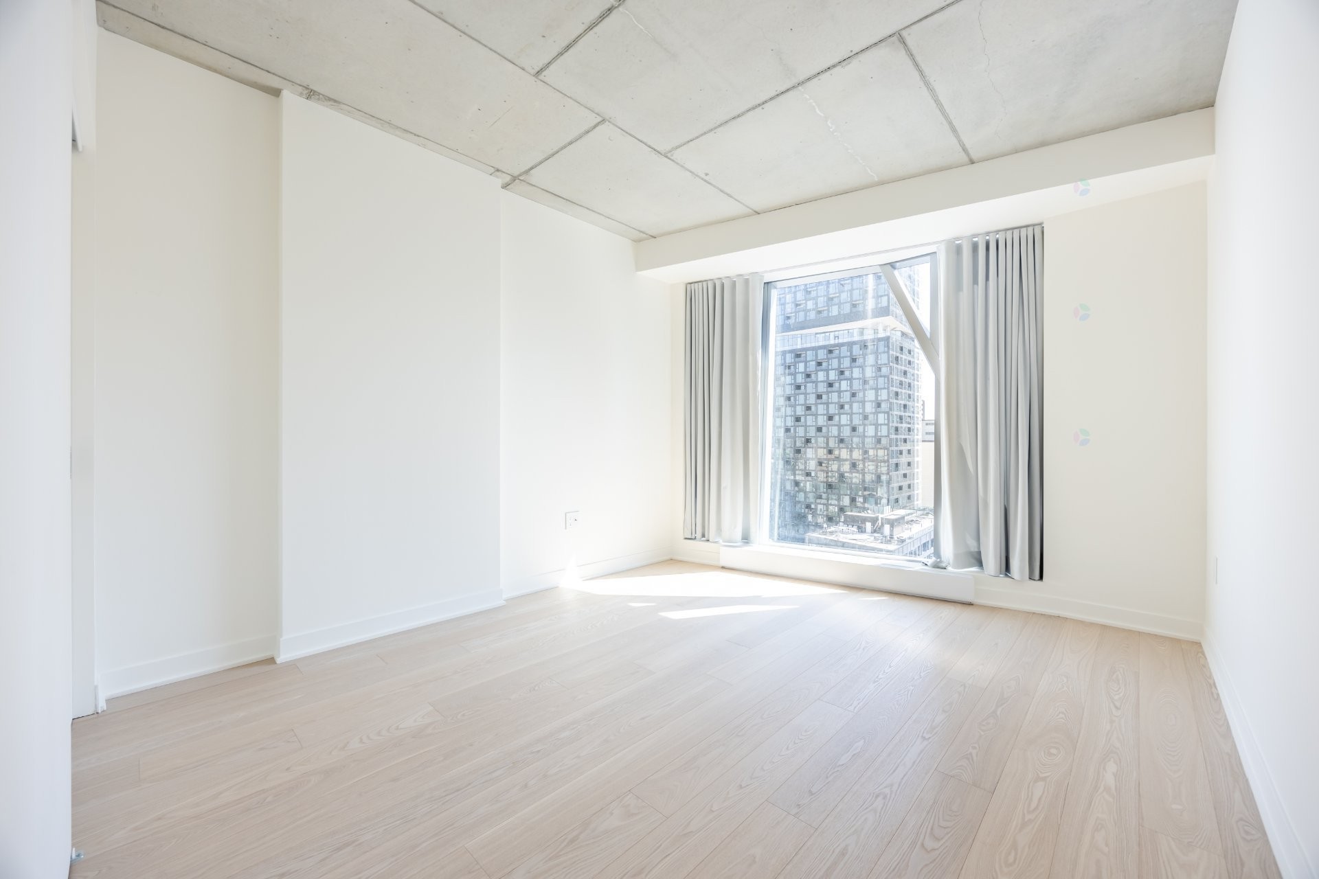 









360


Rue Mayor

, 1606,
Montréal (Ville-Marie),




QC
H3A0J4

