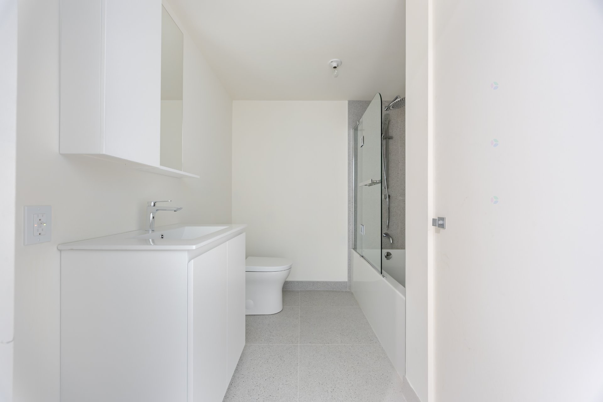 









360


Rue Mayor

, 1606,
Montréal (Ville-Marie),




QC
H3A0J4

