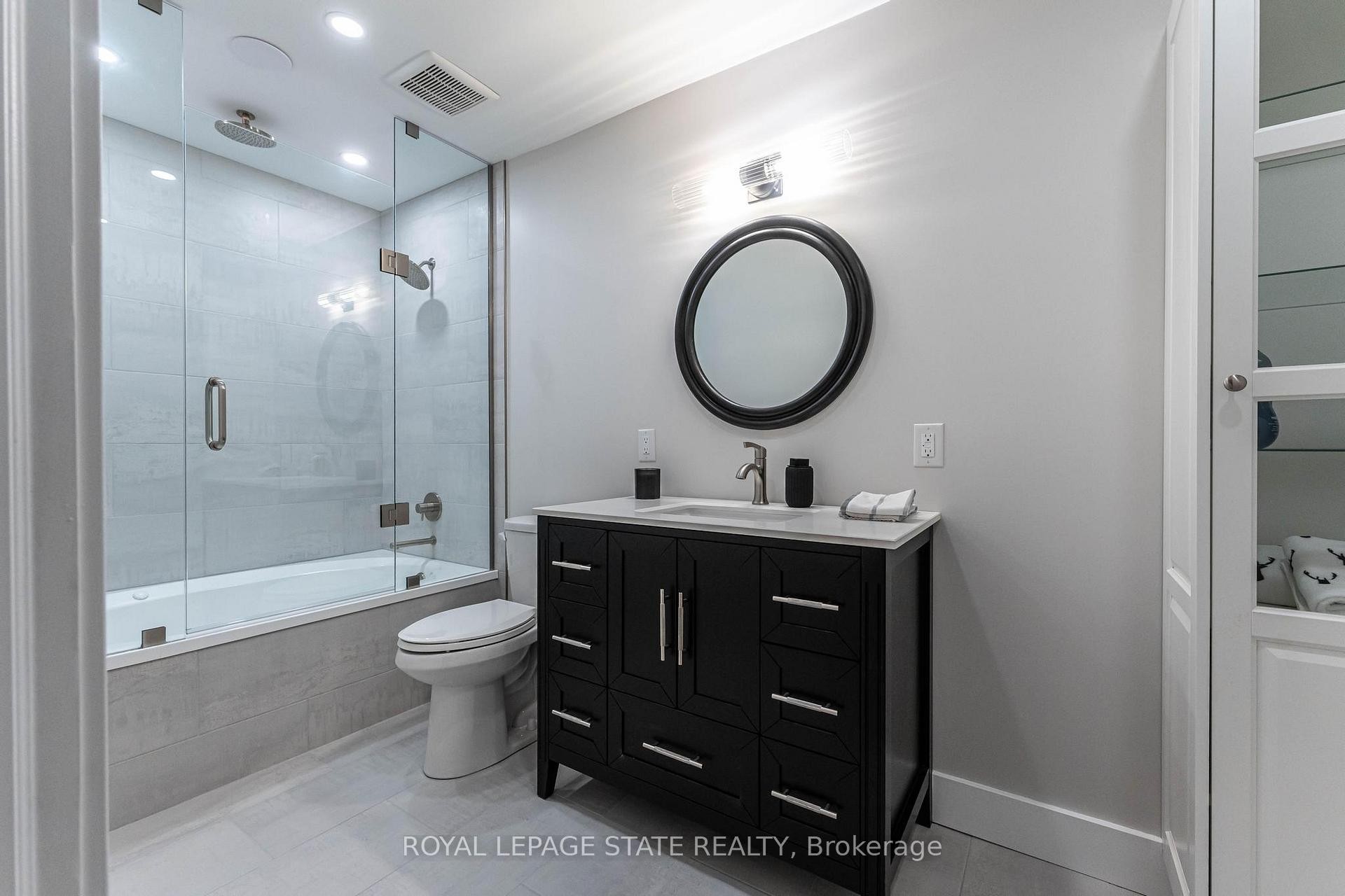









67


Caroline

Street South, 17C,
Hamilton,




ON
L8P 3K6

