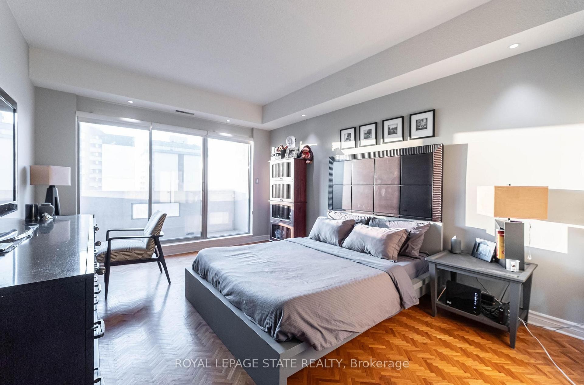 









67


Caroline

Street South, 17C,
Hamilton,




ON
L8P 3K6

