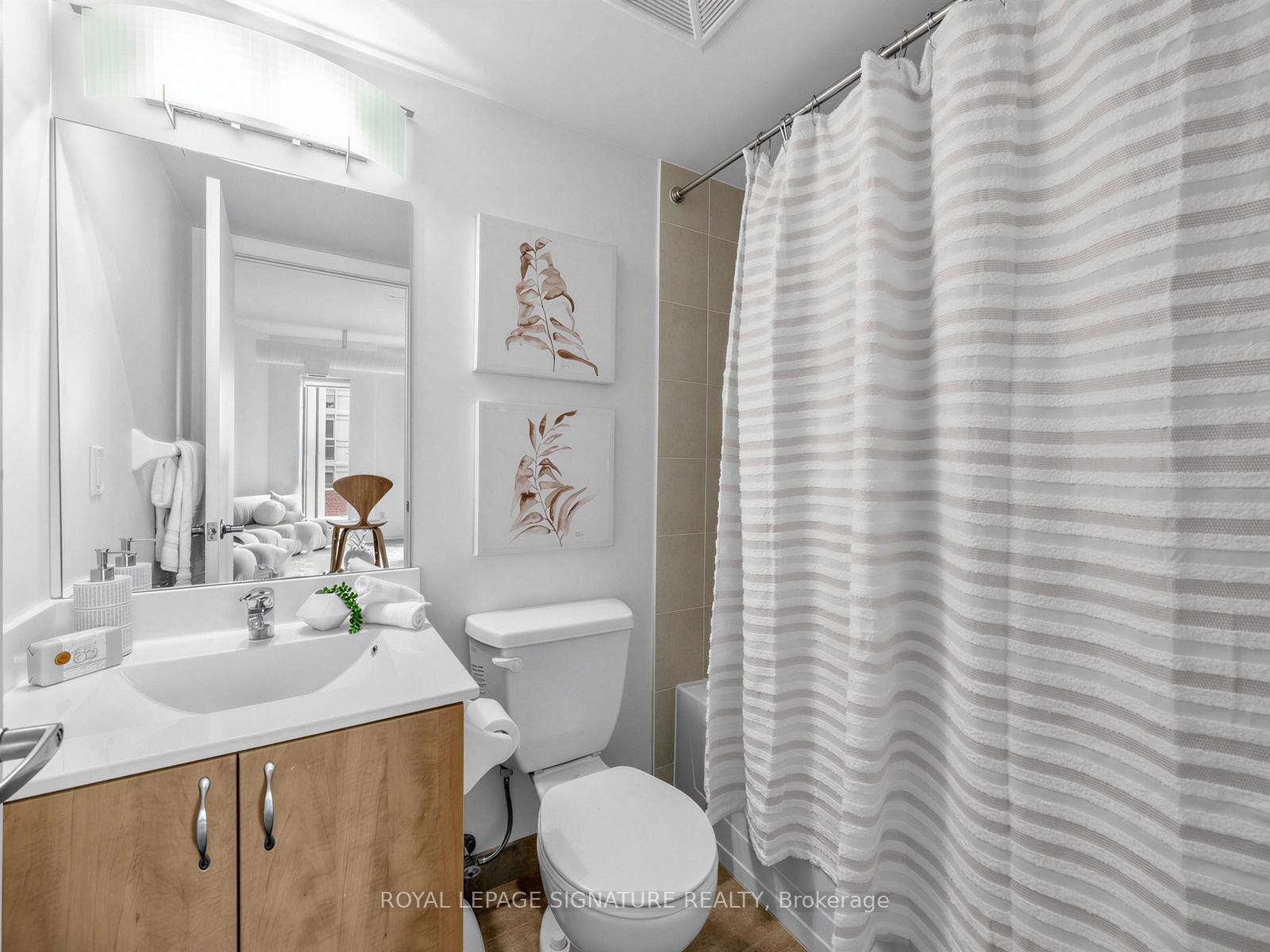 









150


Sudbury

Street, 532,
Toronto,




ON
M6J 3S8

