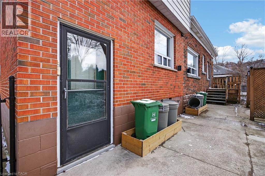 












150 EWEN Road Unit# 2

,
Hamilton,




Ontario
L8S3C7

