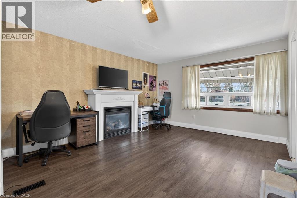 












150 EWEN Road Unit# 2

,
Hamilton,




Ontario
L8S3C7

