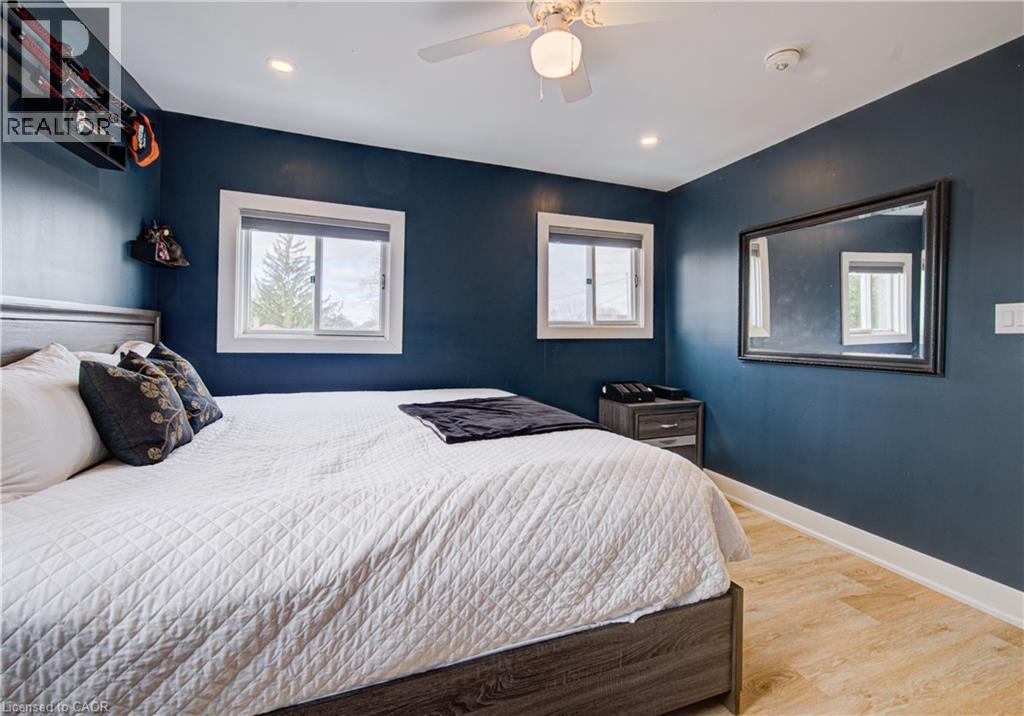 












345 NELSON Street

,
Brantford,




Ontario
N3S4E3

