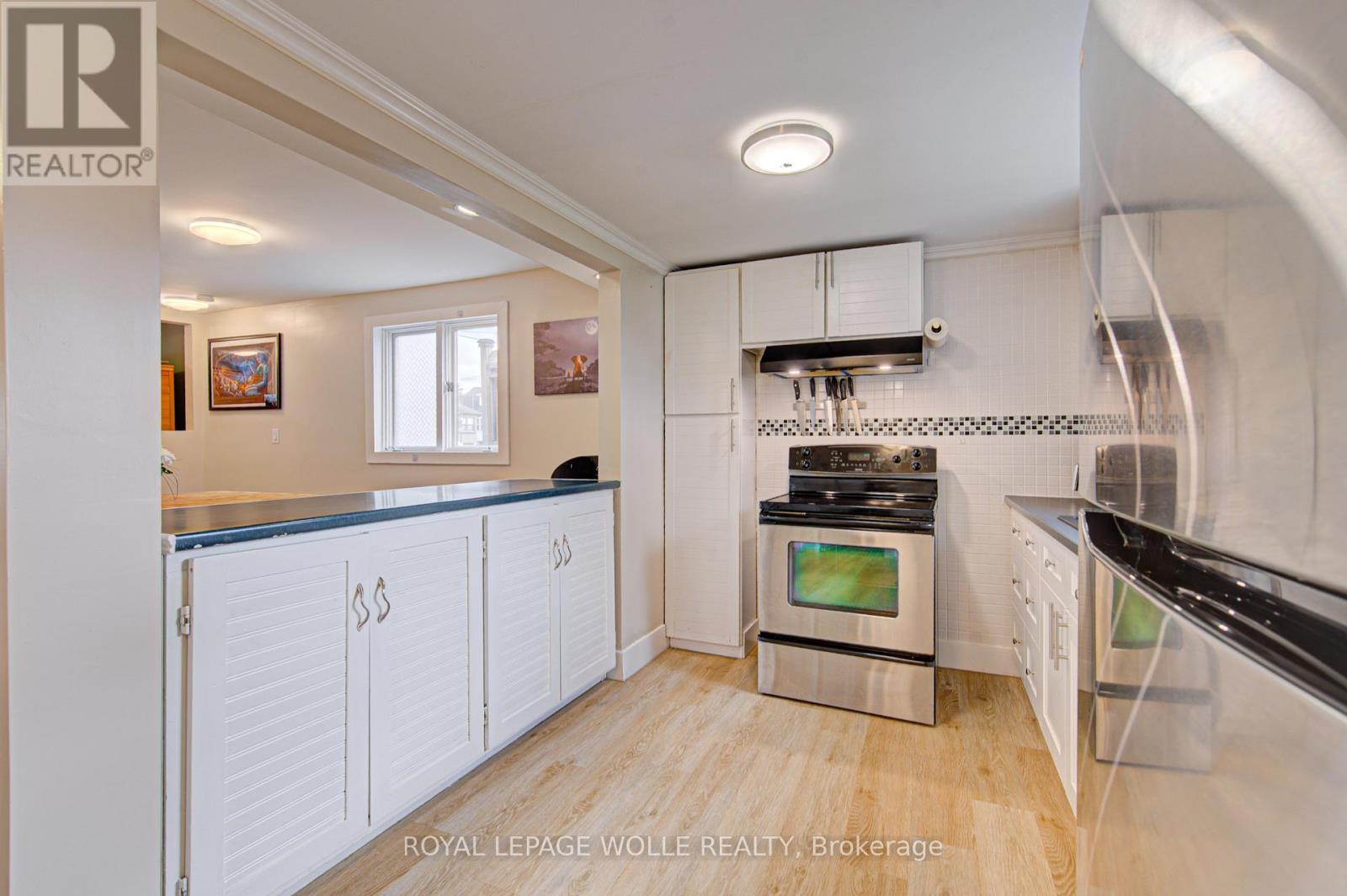 












345 NELSON STREET

,
Brantford,




Ontario
N3S4E3

