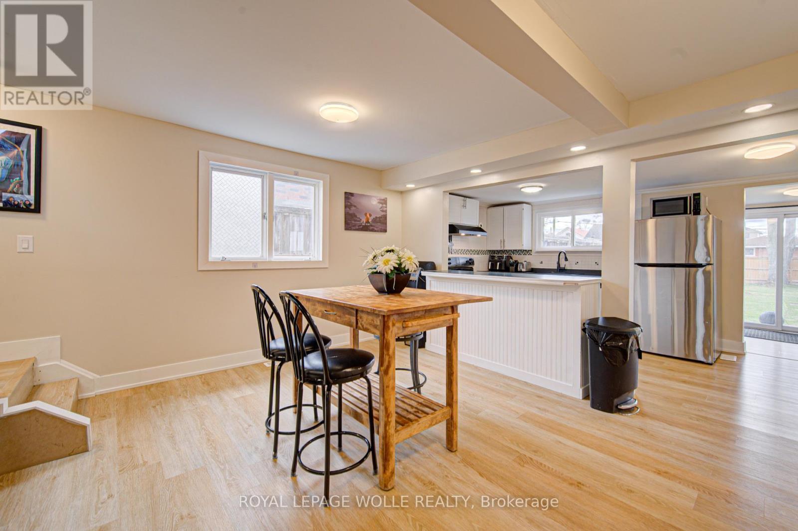 












345 NELSON STREET

,
Brantford,




Ontario
N3S4E3

