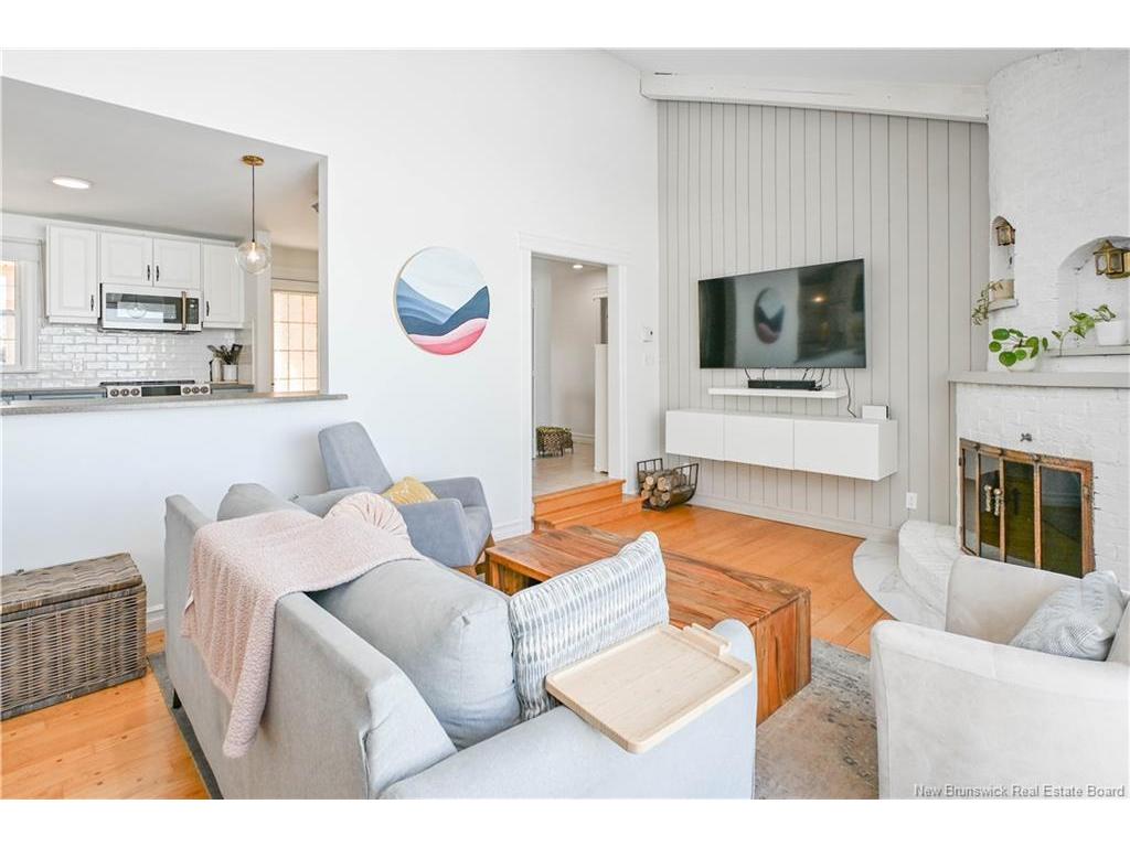 









401


Céline

ST,
Tracadie,




NB
E1X 1A4

