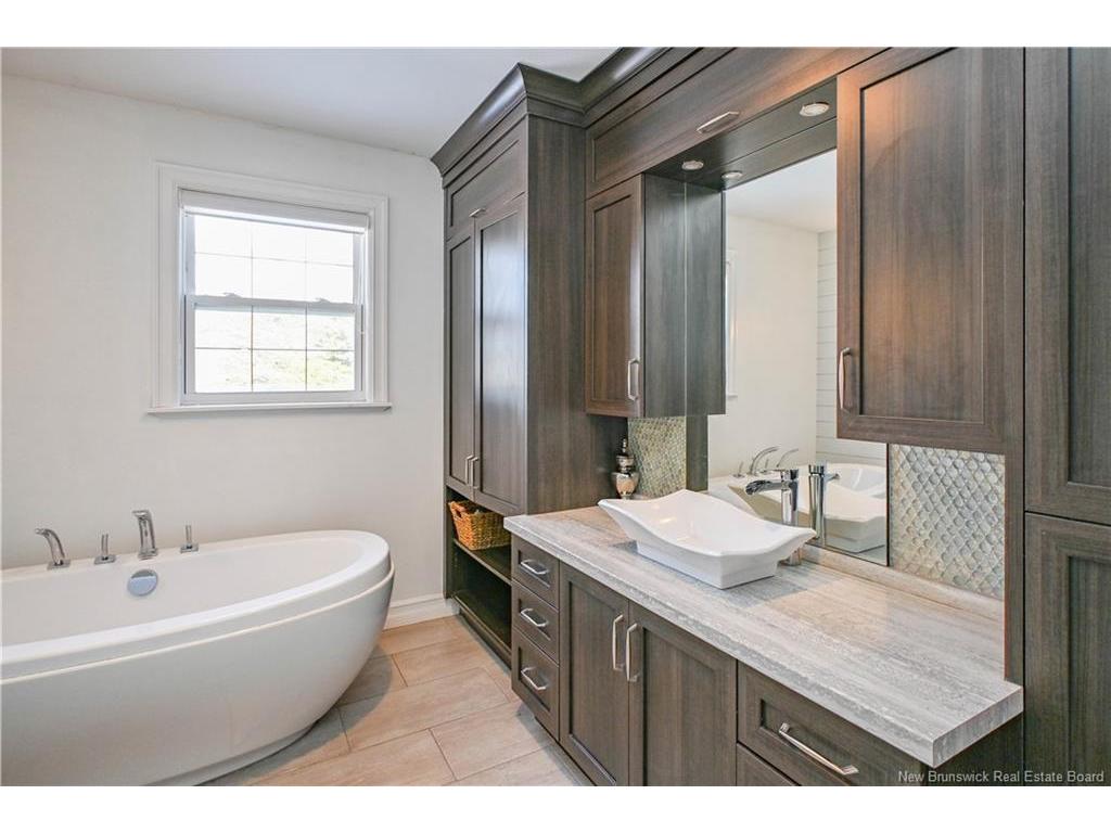 









401


Céline

ST,
Tracadie,




NB
E1X 1A4

