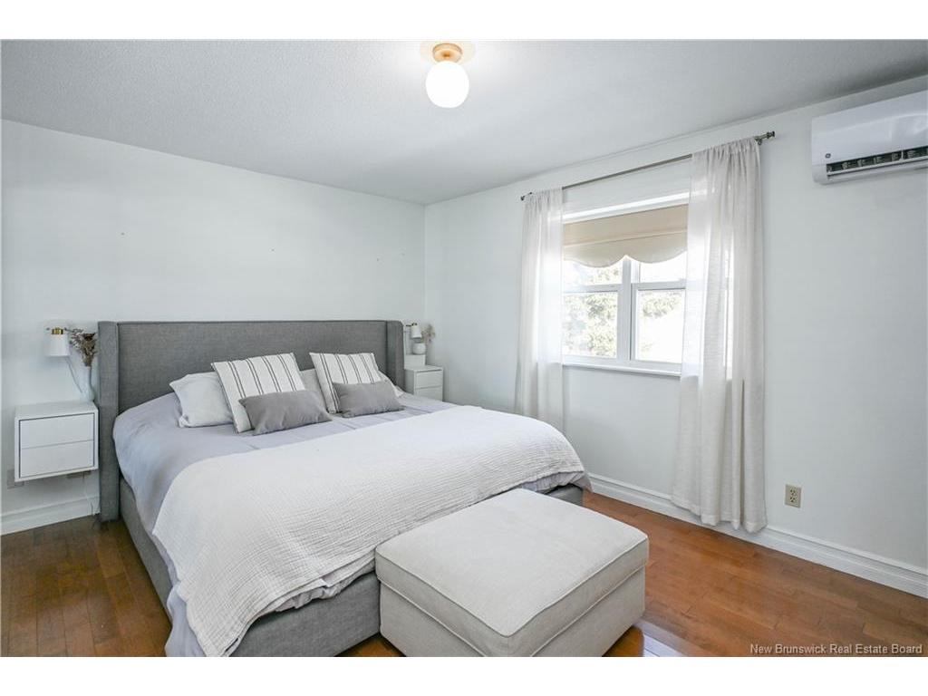 









401


Céline

ST,
Tracadie,




NB
E1X 1A4

