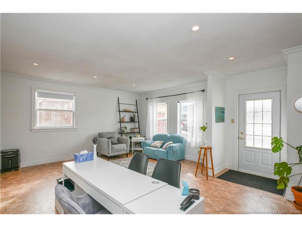 









401


Céline

ST,
Tracadie,




NB
E1X 1A4

