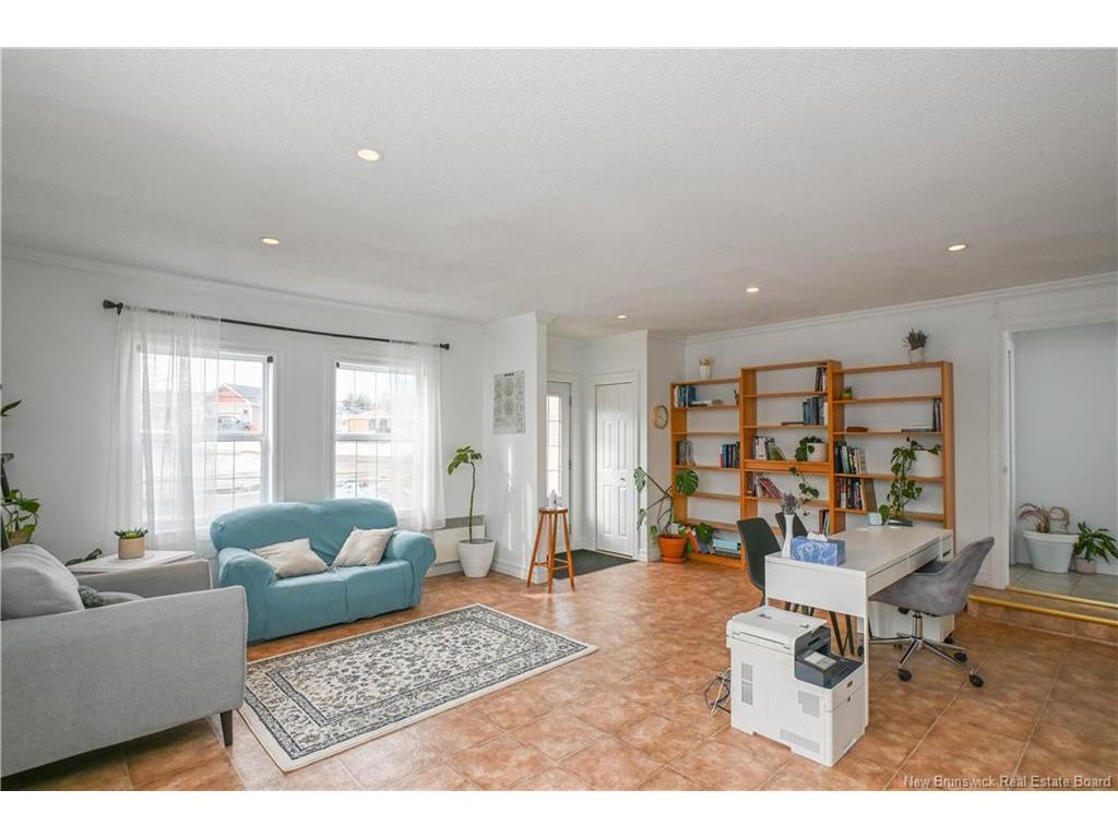 









401


Céline

ST,
Tracadie,




NB
E1X 1A4

