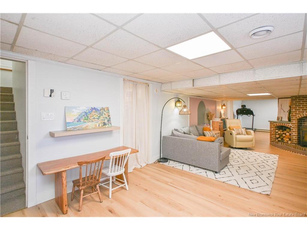 









401


Céline

ST,
Tracadie,




NB
E1X 1A4

