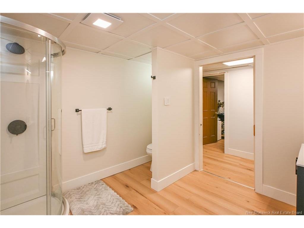 









401


Céline

ST,
Tracadie,




NB
E1X 1A4

