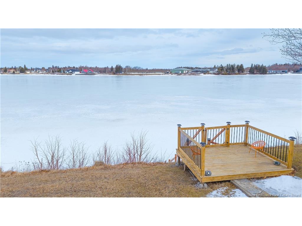 









401


Céline

ST,
Tracadie,




NB
E1X 1A4

