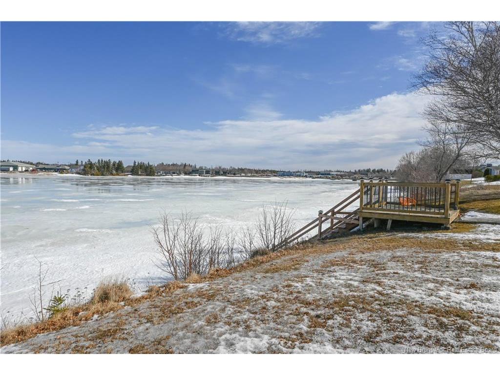 









401


Céline

ST,
Tracadie,




NB
E1X 1A4

