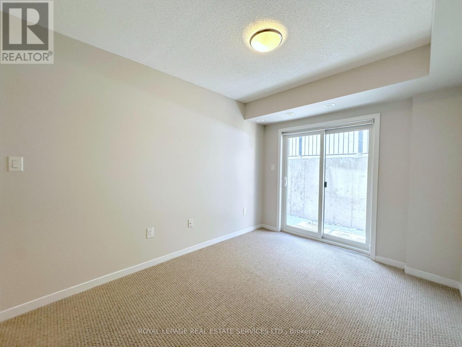 












513 - 35 VALLEY WOODS ROAD

,
Toronto,




Ontario
M3A2R5

