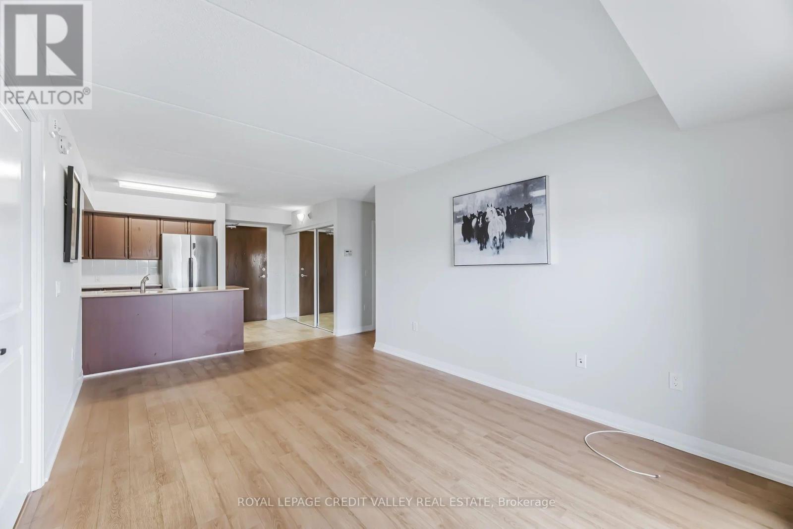 












206 - 30 VIA ROSEDALE

,
Brampton,




Ontario
L6R3Z9

