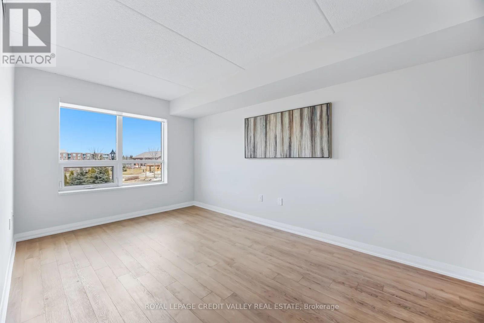 












206 - 30 VIA ROSEDALE

,
Brampton,




Ontario
L6R3Z9

