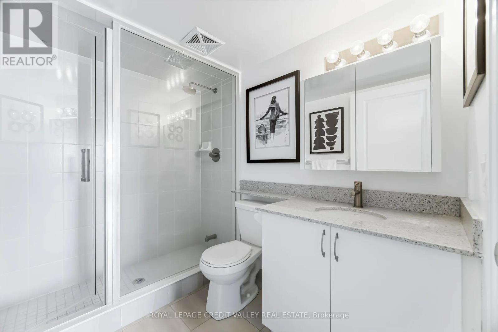 












206 - 30 VIA ROSEDALE

,
Brampton,




Ontario
L6R3Z9

