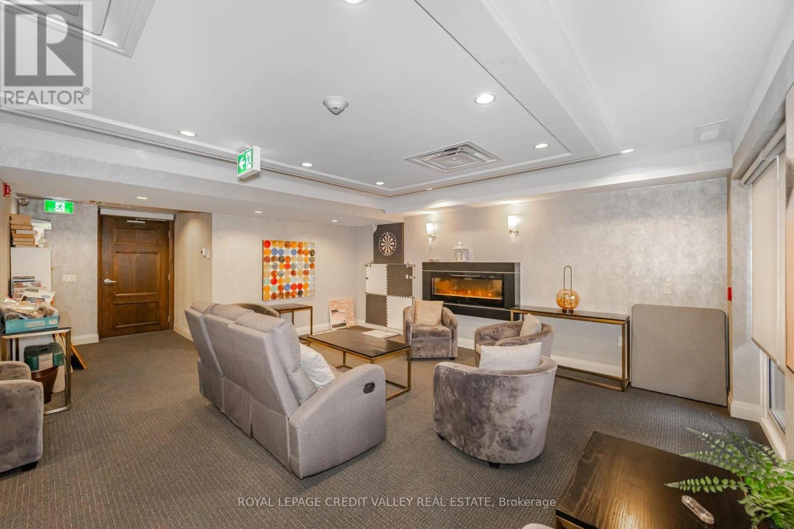 












206 - 30 VIA ROSEDALE

,
Brampton,




Ontario
L6R3Z9

