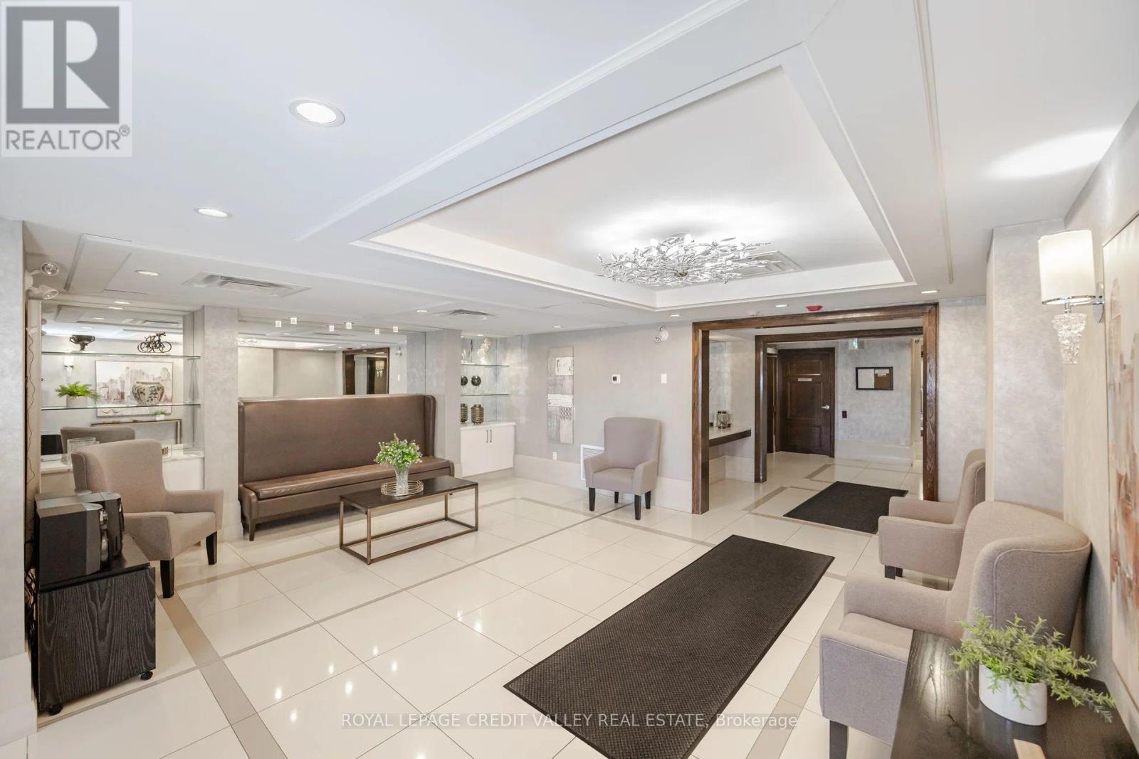 












206 - 30 VIA ROSEDALE

,
Brampton,




Ontario
L6R3Z9

