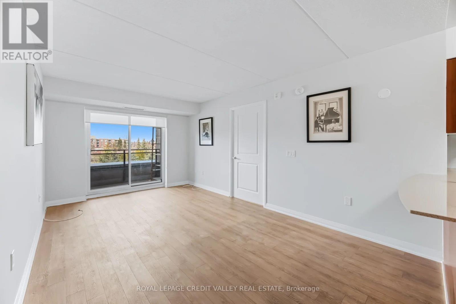 












206 - 30 VIA ROSEDALE

,
Brampton,




Ontario
L6R3Z9

