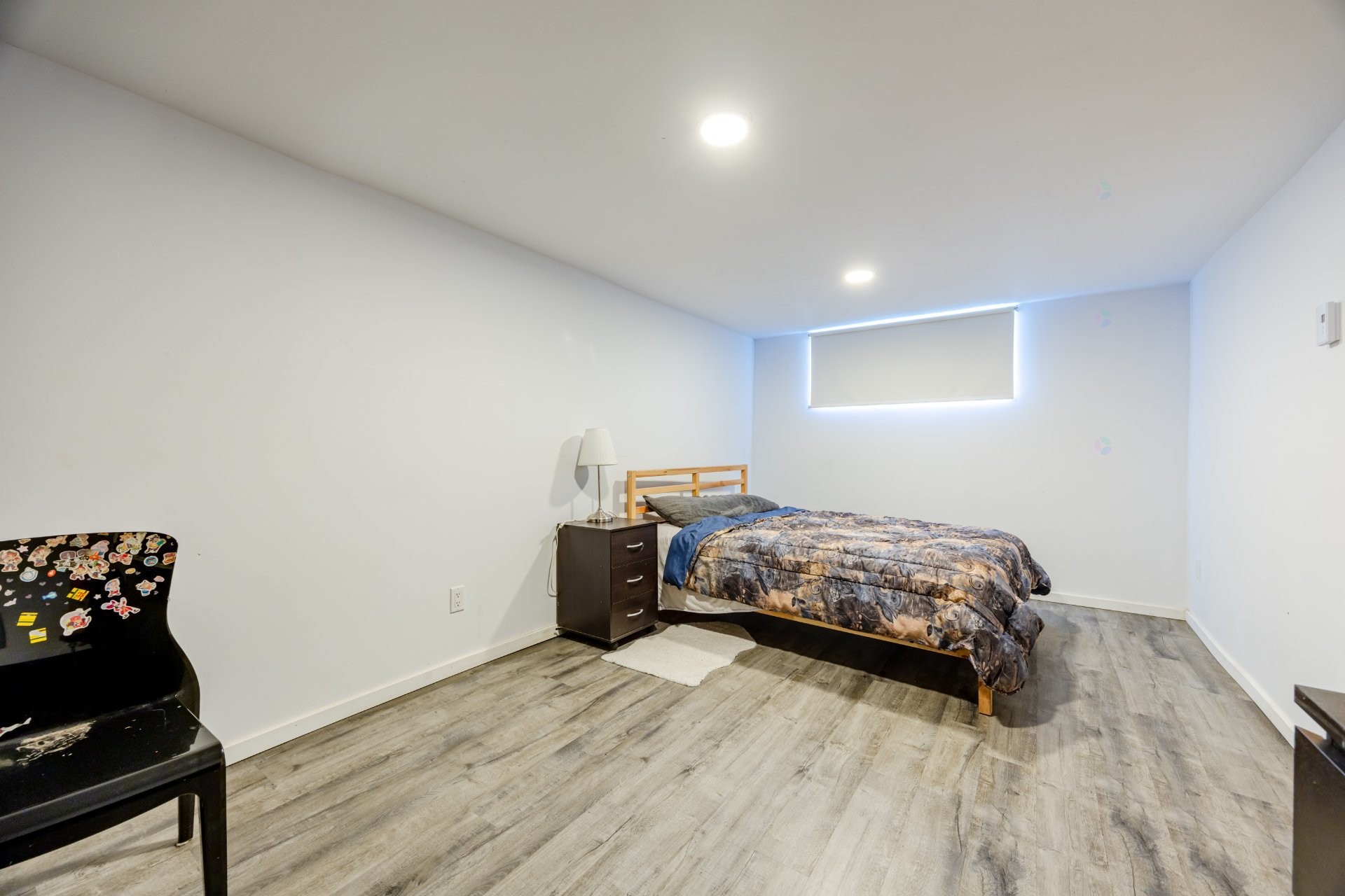 









545


Rue St-André

,
Laval (Pont-Viau),




QC
H7G3A2

