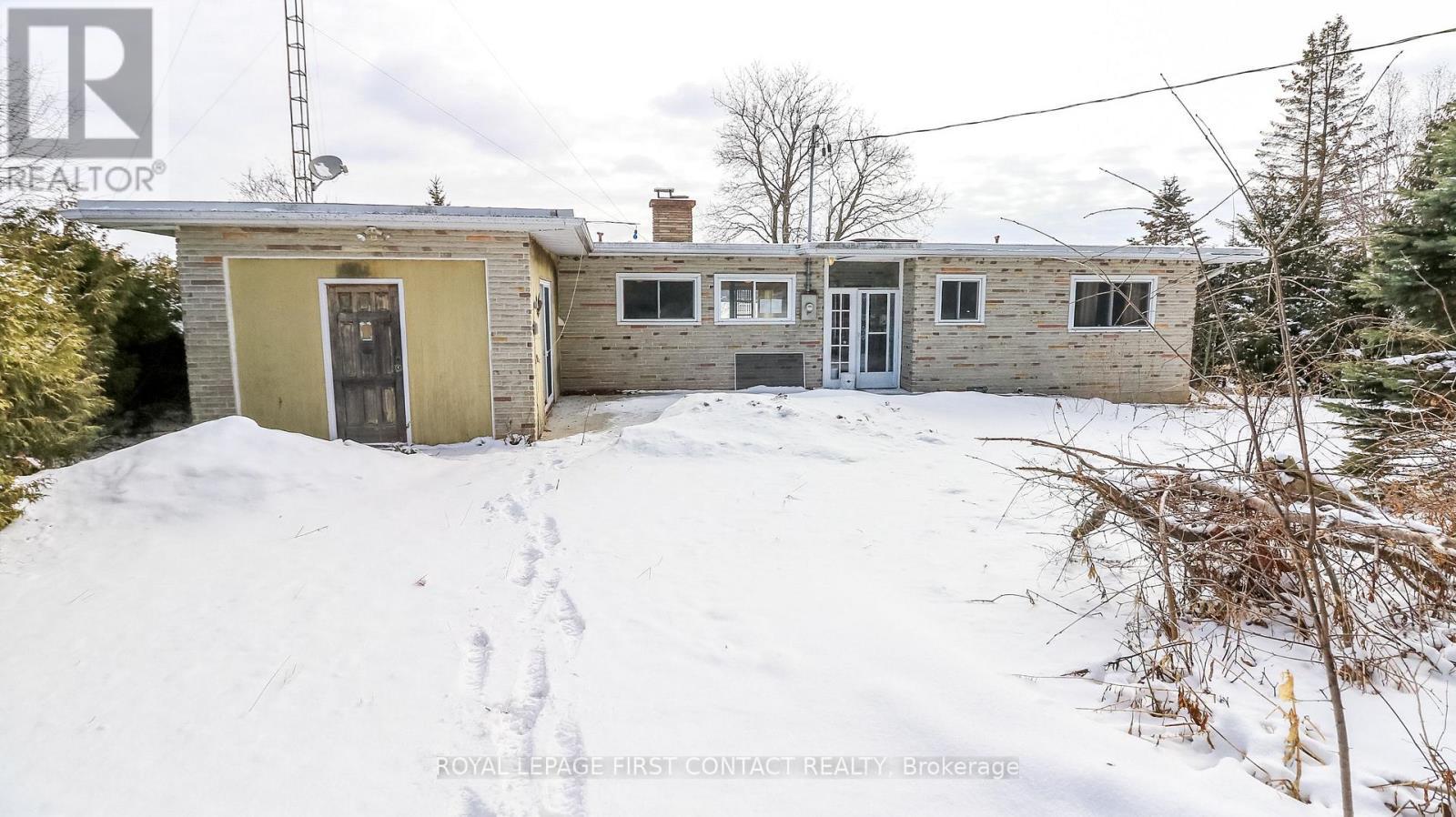 












21 GLASSFORD ROAD

,
Kawartha Lakes,




Ontario
K0M2C0

