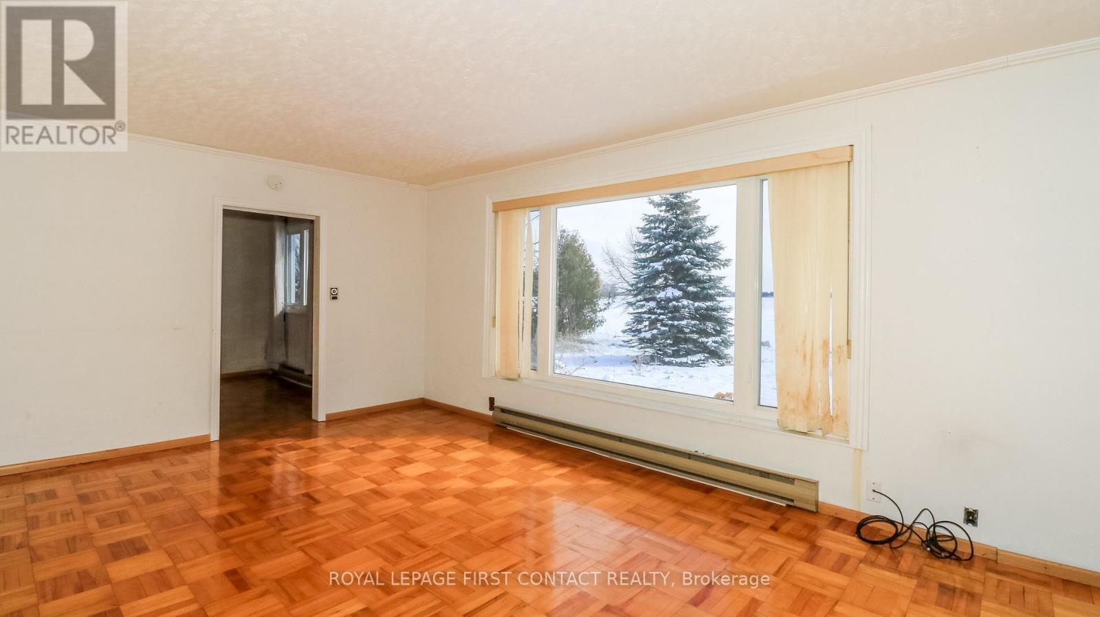 












21 GLASSFORD ROAD

,
Kawartha Lakes,




Ontario
K0M2C0

